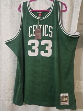 Mitchell & Ness Boston Celtics Larry Bird #33 Jersey